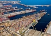 Textile de 1 milion de lei, confiscate în Portul Agigea